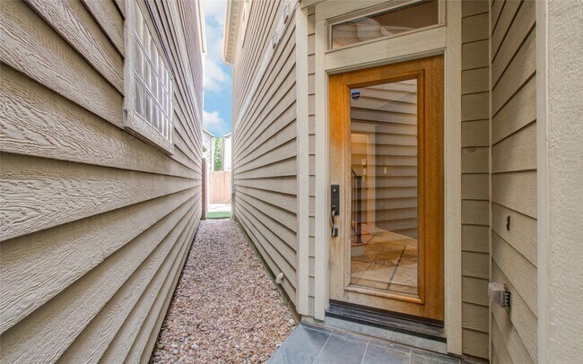 Foto del edificio - 1034 Dunbar St