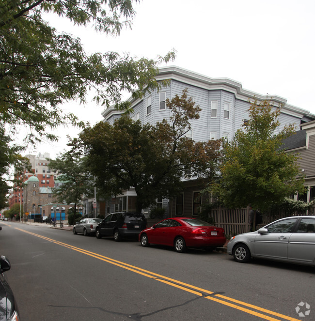 Foto del edificio - Magazine Street Apartments