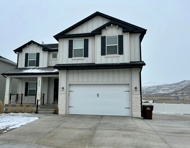 Foto del edificio - 4448 Silver Moon Drive