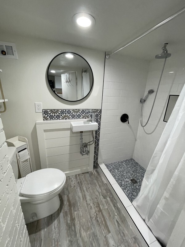 Building Photo - 836 E 400 N