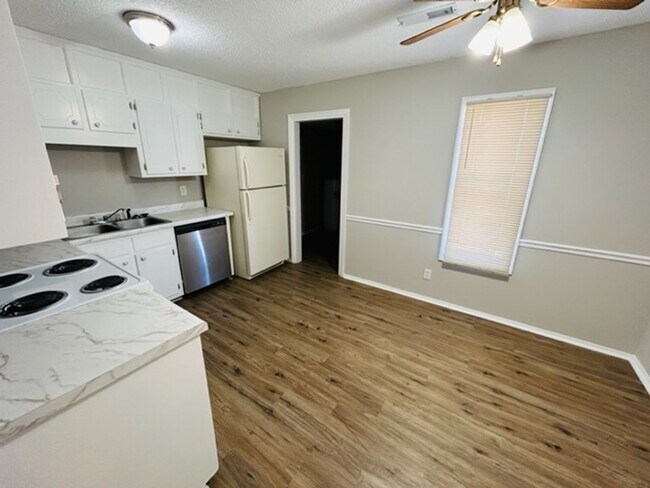 Foto del edificio - 2902 6th St.