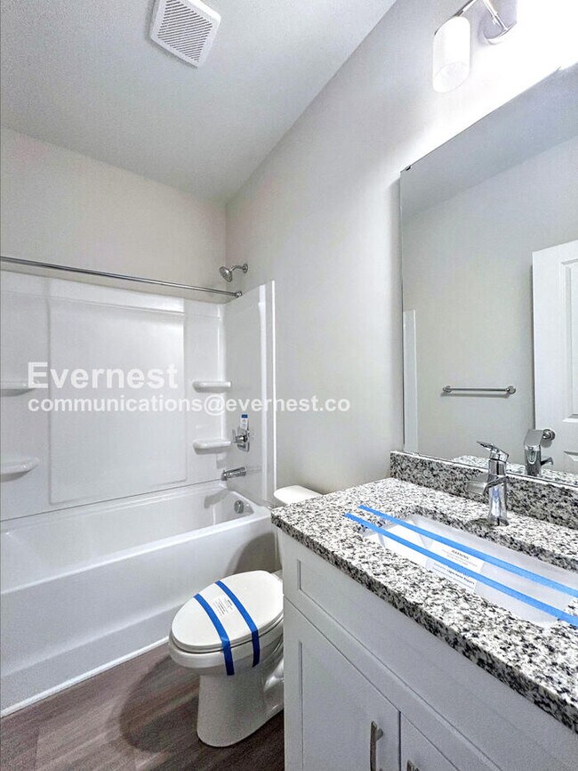 Foto del edificio - 314 N Correll St