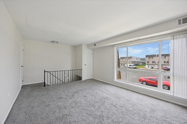 Photo - 1760 Tomlinson Rd Apartment