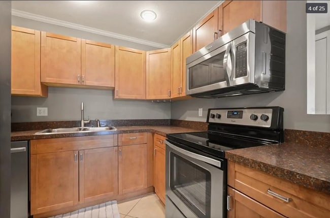 Photo - 128 America St Apartment