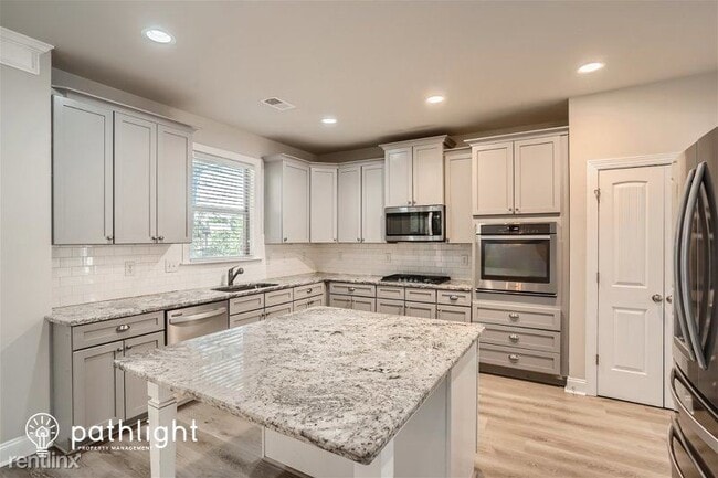 Foto del edificio - 5 br, 4 bath House - 2883 Blue Stone Ct UNIT