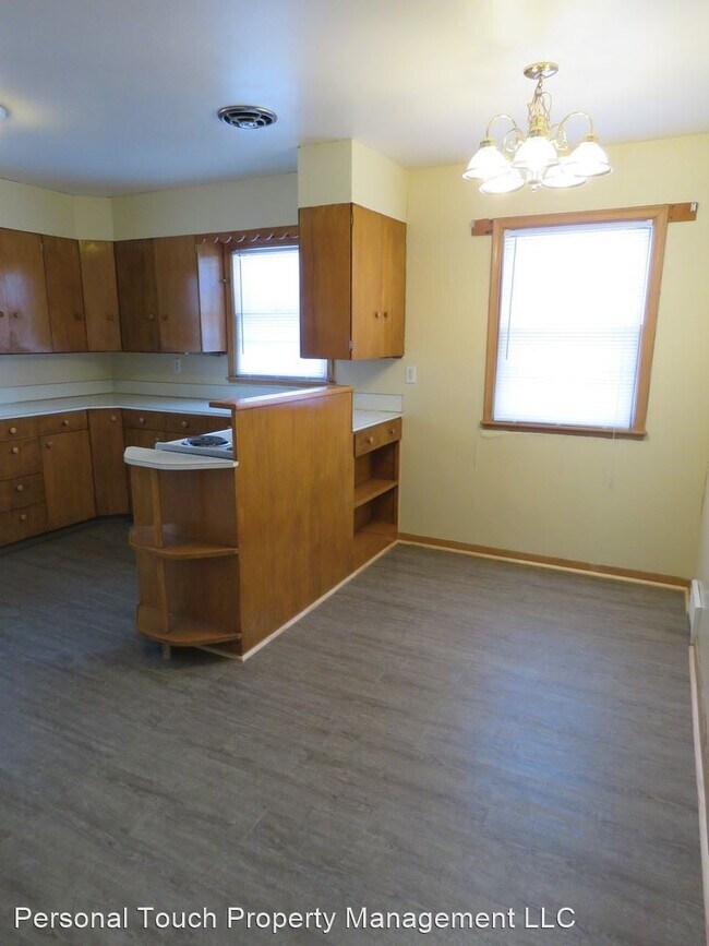 Building Photo - 5 br, 2 bath House - 1505 6th St S