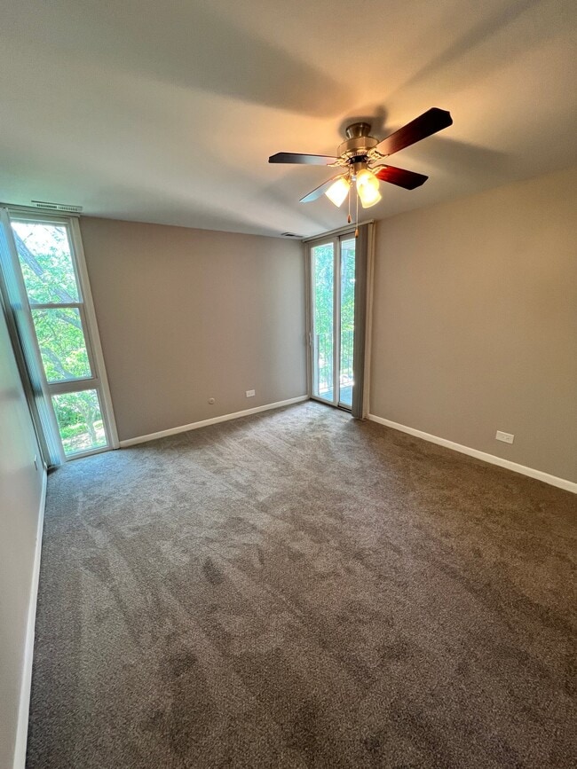 Building Photo - 5650 Abbey Dr
