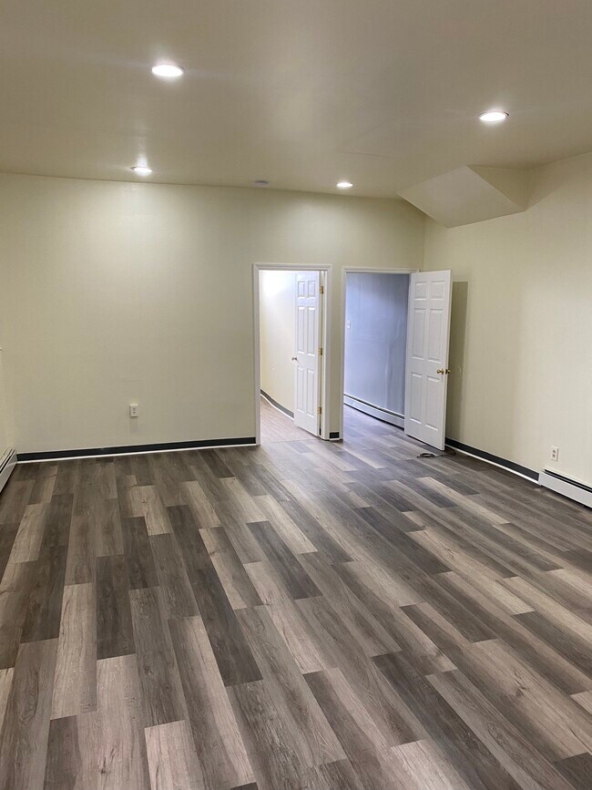 Foto del edificio - 6 E Oakwood Pl