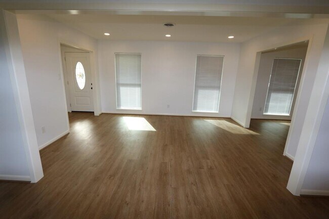 Foto del edificio - 5414 Spellman Rd