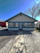 Building Photo - 40 Caliente St