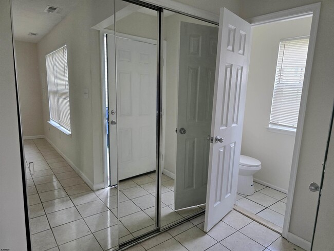 Building Photo - 3410 Juniper Ct