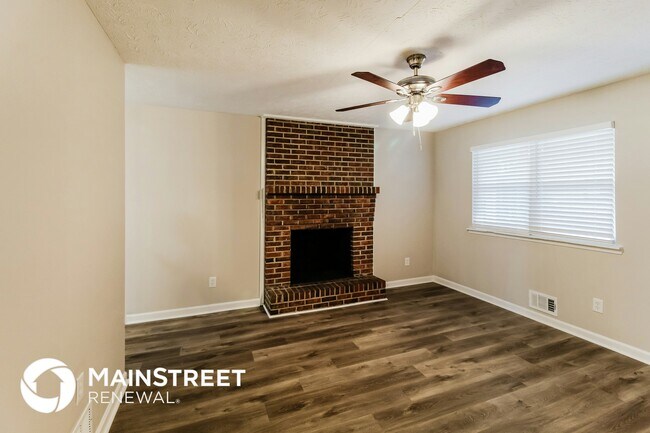 Foto del edificio - 635 Lakeridge Cir SE