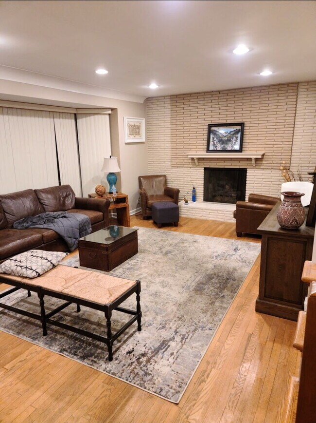 Foto del edificio - 2909 W Birchwood Ave