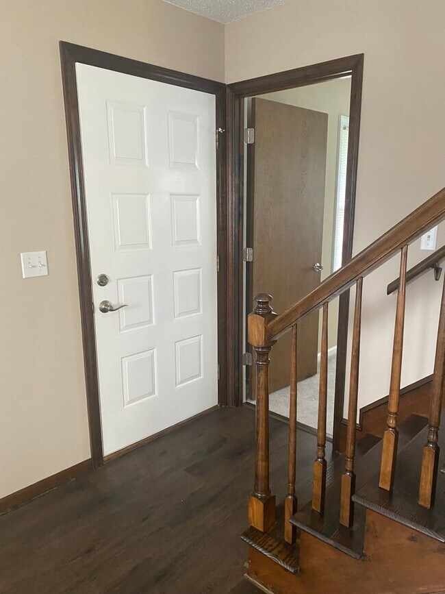 Foto del edificio - Charming 3 bed 2 bath Cape Cod for rent