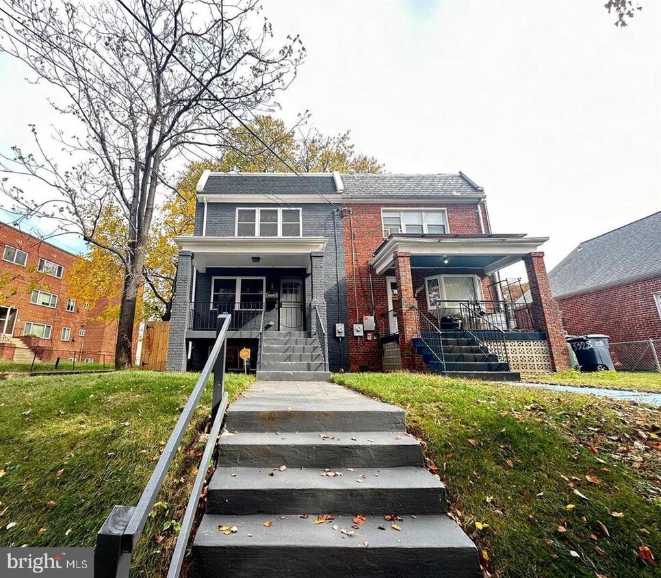 Foto del edificio - 3326 12th St SE