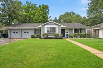 Building Photo - 4614 Hummingbird St