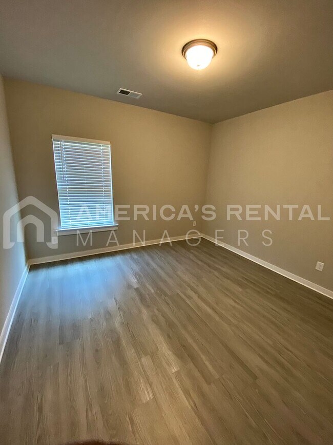 Foto del edificio - Home for Rent in Jasper, AL!