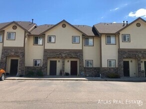 Building Photo - 381 Buffalo Dr