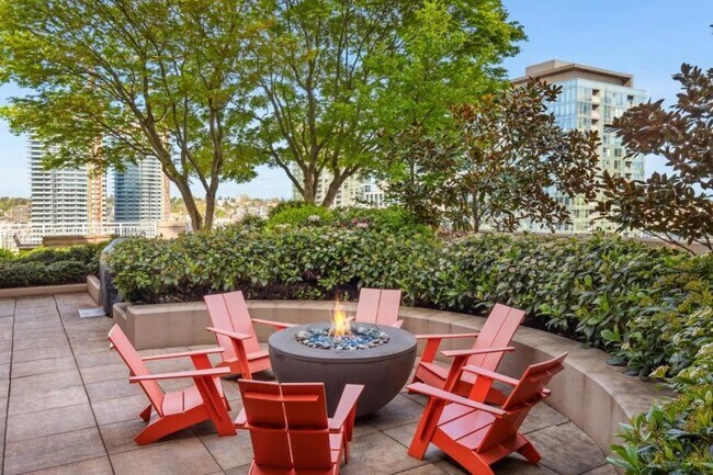 Building Photo - 1 bedroom in Seattle WA 98101