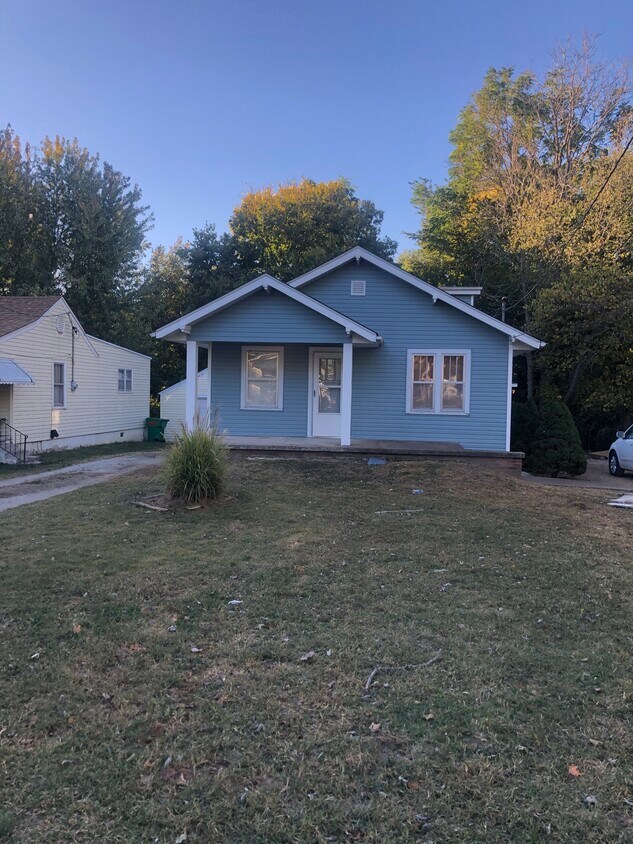 604 W Ildereen St, Springfield, MO 65807 House Rental in Springfield