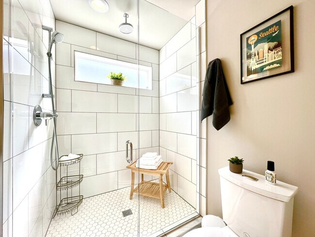 Foto del edificio - 700 Broadway E