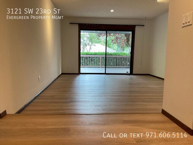 Foto del edificio - 3121 SW 23rd St