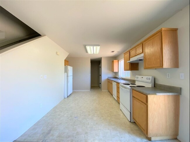 Building Photo - 3825 Twilight Ave