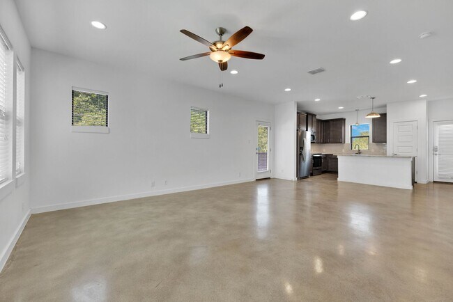 Foto del edificio - 1162 N Olive St
