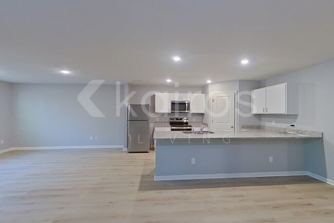 Building Photo - 2519 Upland Cir