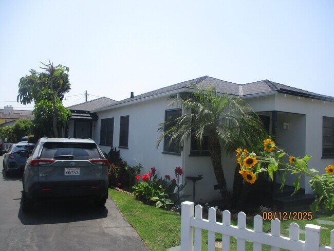 Foto del edificio - 1040 Ocean Park Blvd
