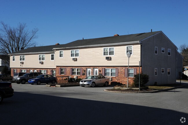 Building Photo - Drexel Court Apartments