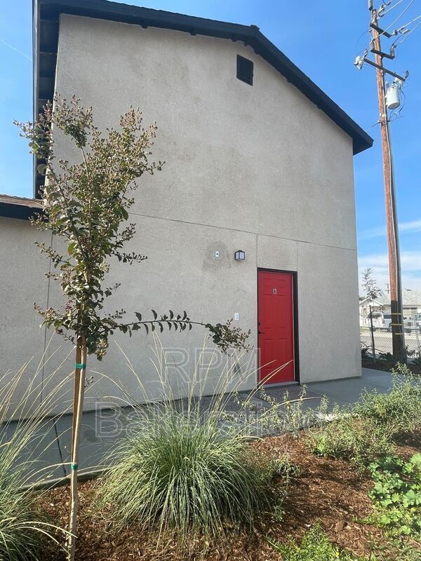 3027 Q St Unit B, Bakersfield, CA 93301 Condo for Rent in Bakersfield