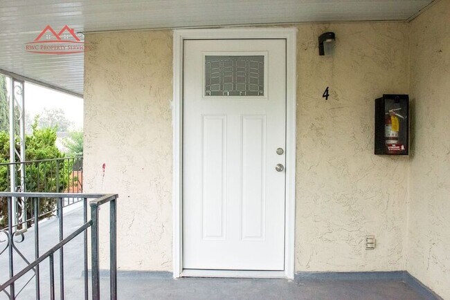 Foto del edificio - 3820 Moorpark Ave