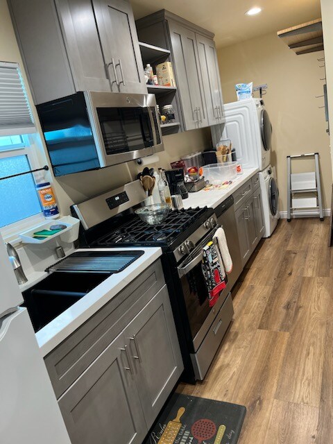 Foto del edificio - 1625 E 10th St