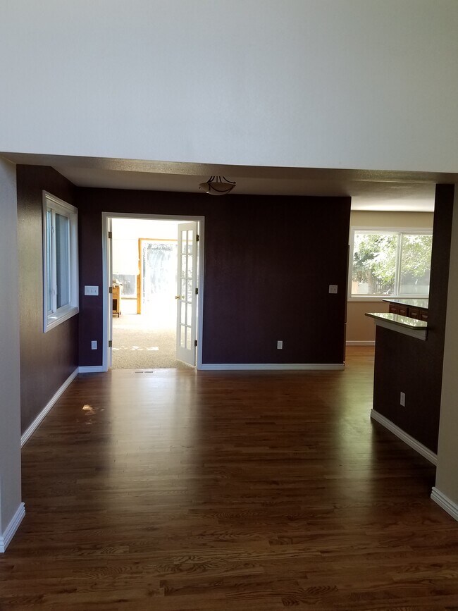 Dining Room - 16462 W 55th Pl