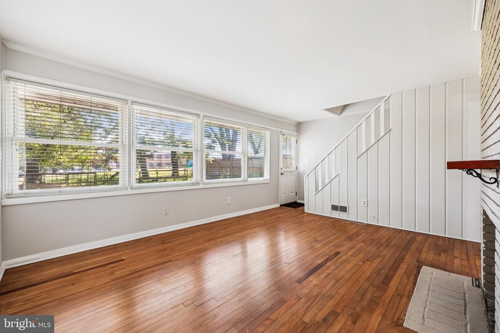 Foto principal - 5904 Lemay Rd