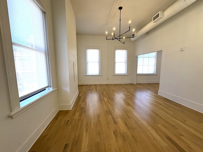 Interior Photo - Washington Lofts