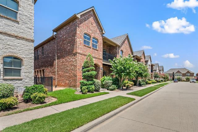 Building Photo - 4261 Comanche Dr