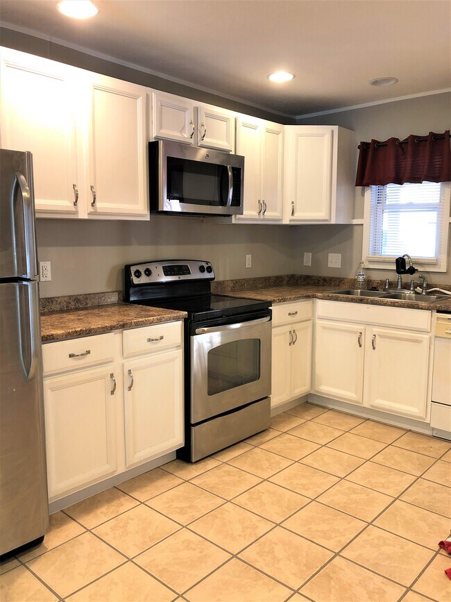 Foto del edificio - 63 Cottage Rd