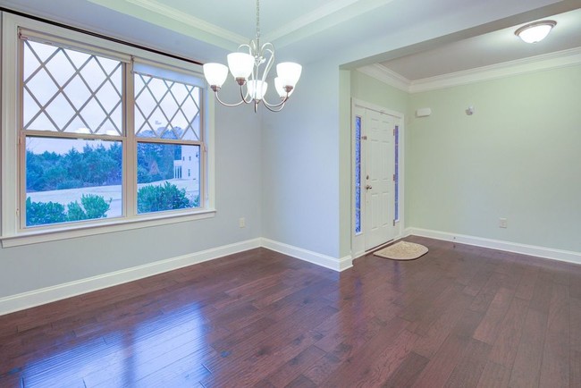 Building Photo - Vistas at Castleberry 6335 Carleen