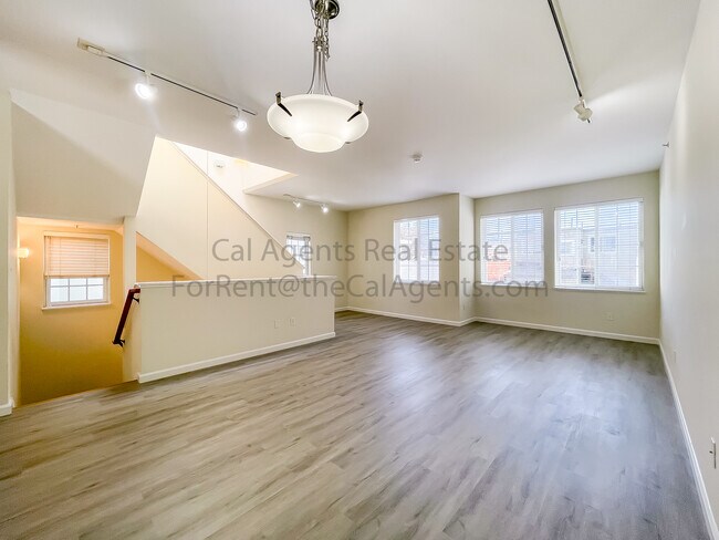 Foto del edificio - 909 Adams St