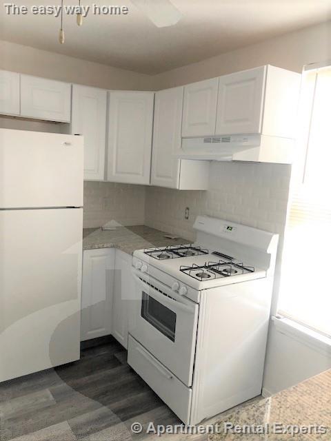 Building Photo - Malden Center 2 Bedroom - Granite - Dishwa...