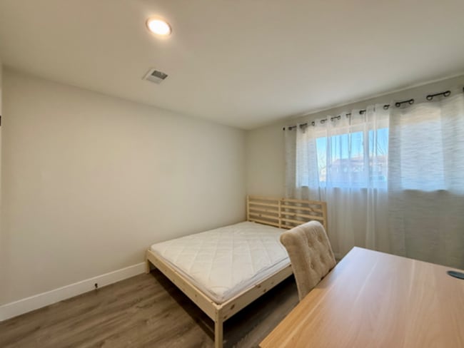 Photo - 9989 Dodge Dr House