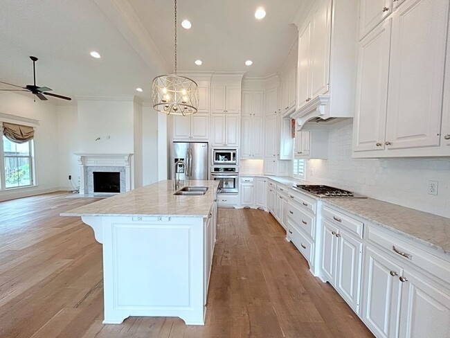 Foto del edificio - 4 Bedroom Home in The Preserve at Harveston