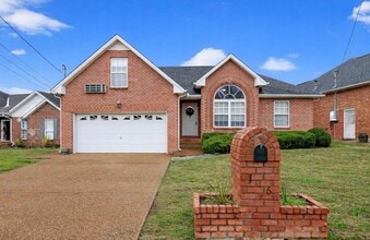 Building Photo - 116 Edgeview Dr