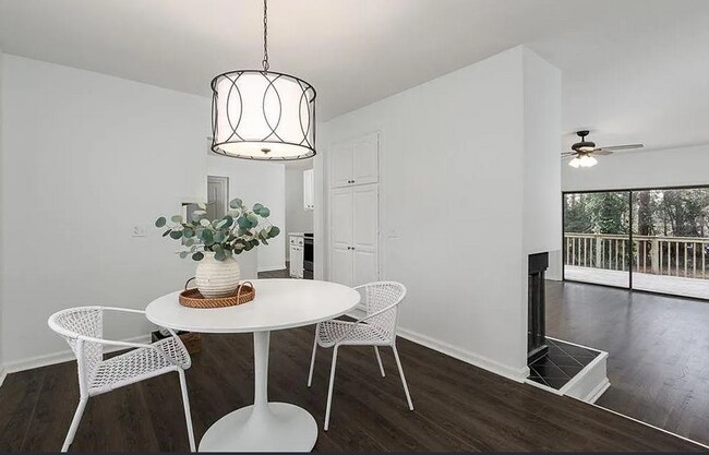 Foto del edificio - 5090 Heather Rd SE