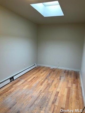 Foto del edificio - 30-14 Lewmay Rd