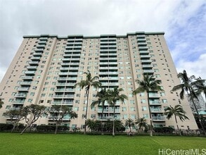 Building Photo - 3009 Ala Makahala Pl