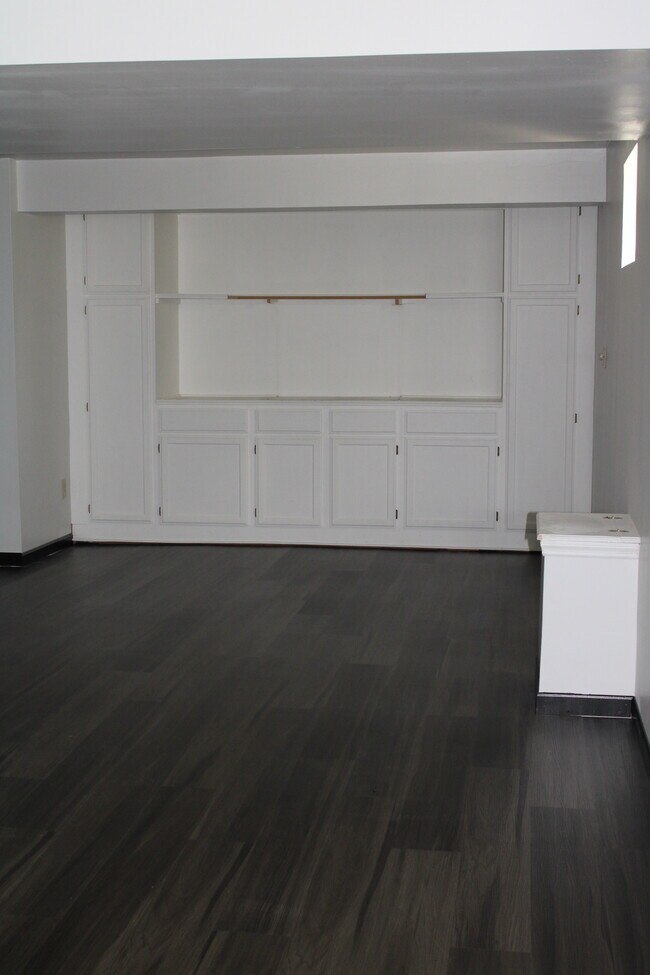 Finish basement - 6208 Glennstone Ct