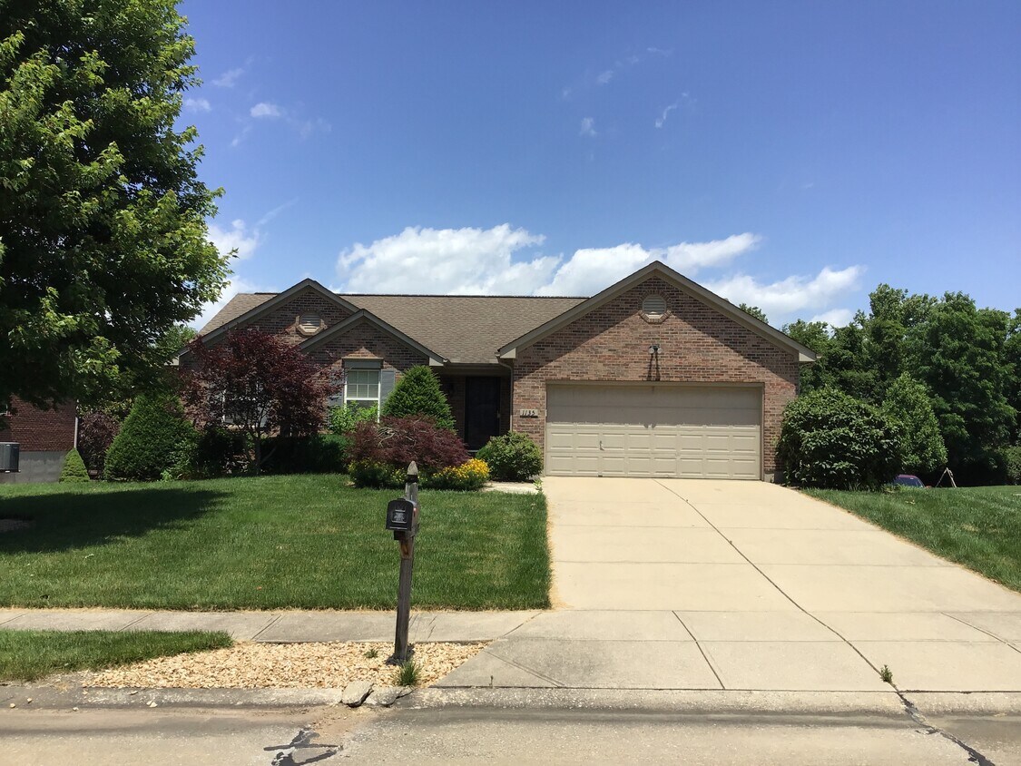 1135 Breckenridge Lane House Rental in Hebron, KY